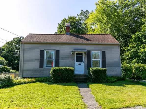 102 Mill St, East Brookfield, MA 01515
