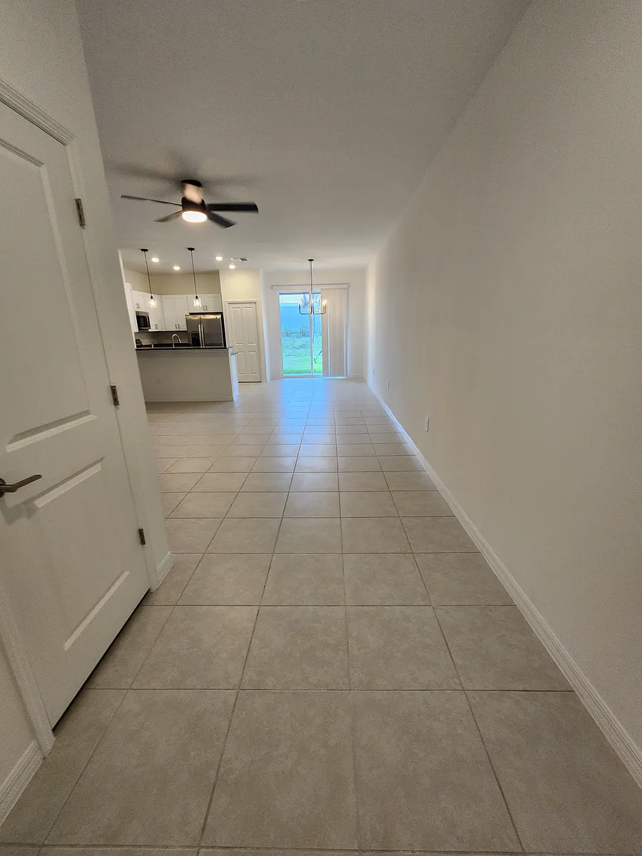 Building Photo - 9305 Bonita Mar Dr