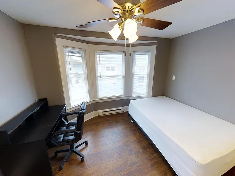 930 Ackerman Ave — Photo 17