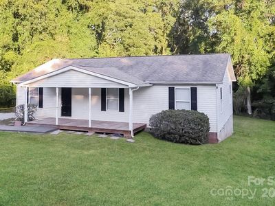 19 Church St, York, SC, 29745