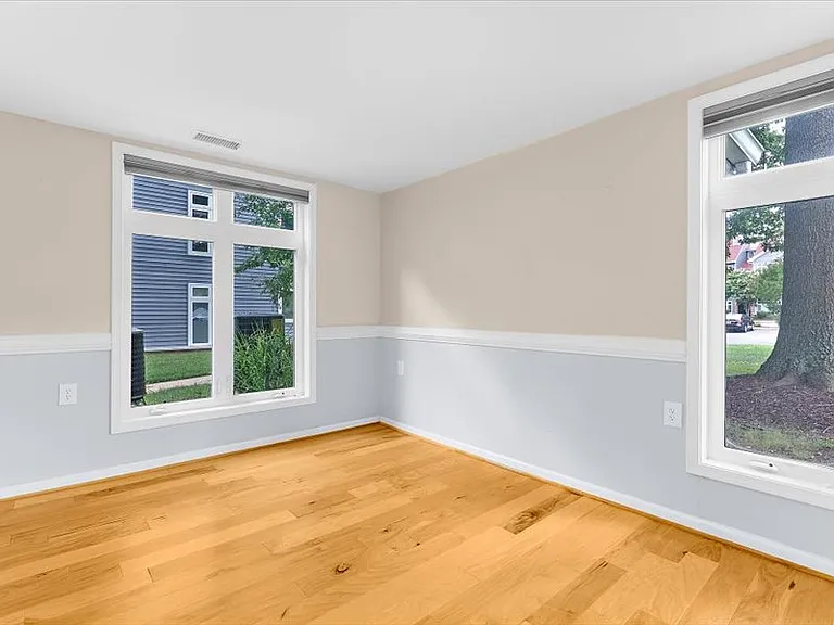 1134 Lake Heron Dr #1B — Photo 22