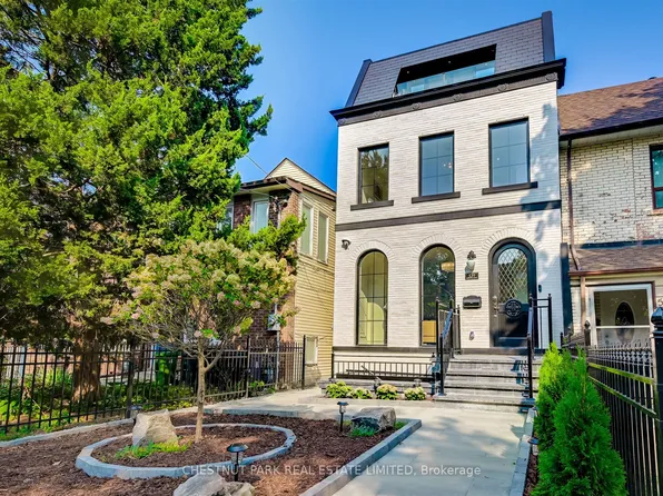 539 Crawford St, Toronto, ON M6G 3J9