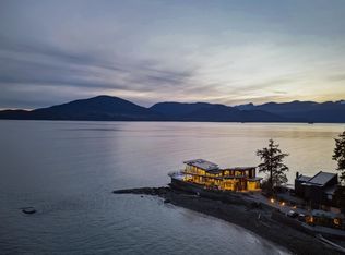 15 Brunswick Beach Rd, Lions Bay, BC