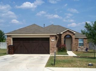 540 Christopher's Cv, Lockhart, TX 78644