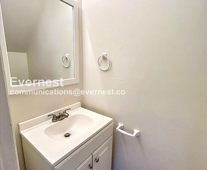 1985 Mineola Ct #D — Photo 13