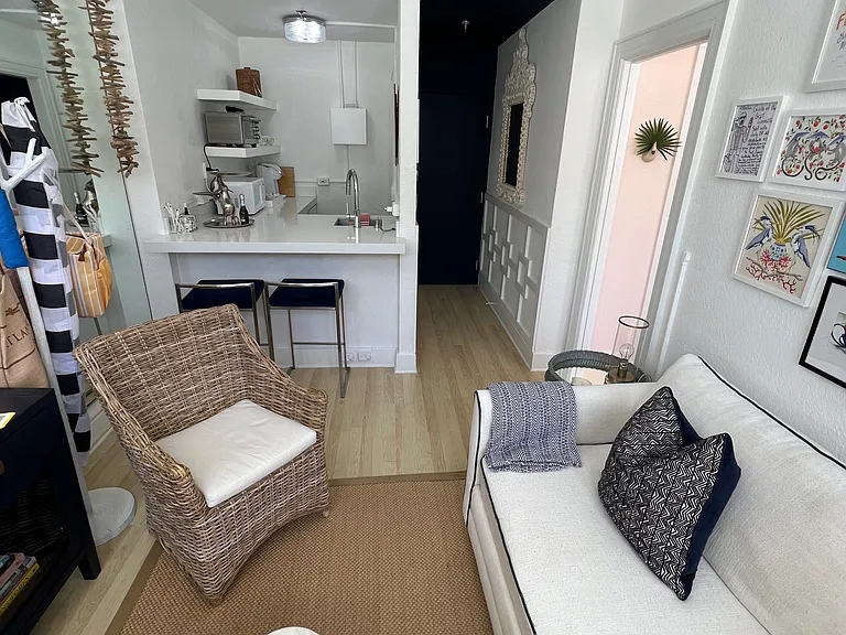 235 Sunrise Ave #3241 — Photo 2