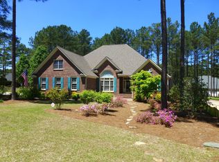 194 The Inner Cir, Spring Lake, NC 28390