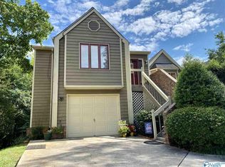 215 Knollridge Cir NE, Huntsville, AL 35801