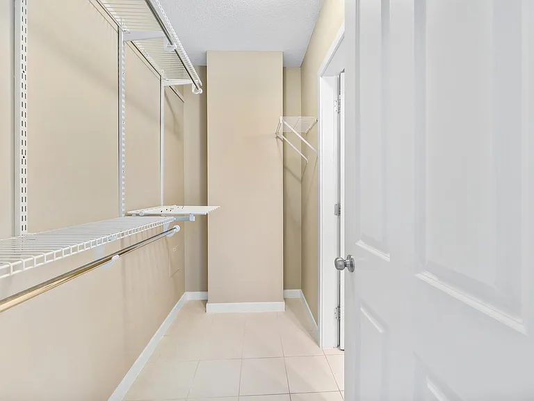 511 Rochester Ave #1004 — Photo 12