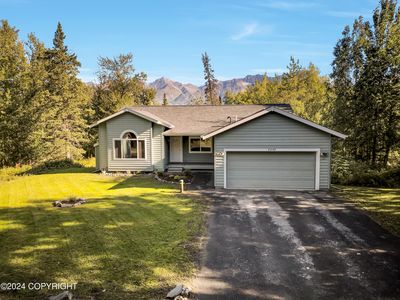 8246 S Ben Hur Dr, Palmer, AK, 99645