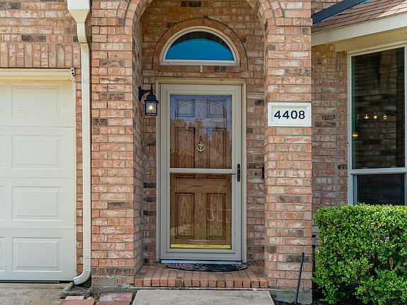 4th image of 4408 Spanish Oak Cir