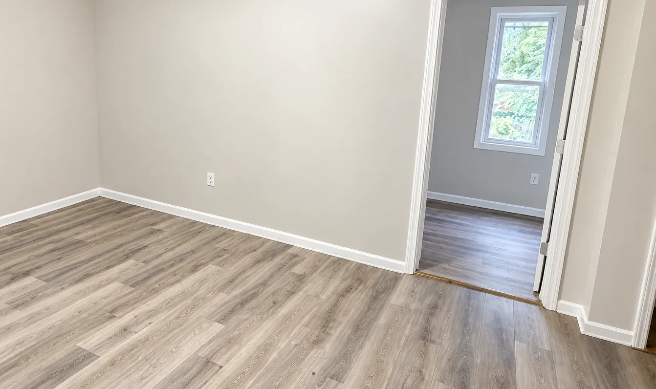 6 bed, $3,300 — Photo 4