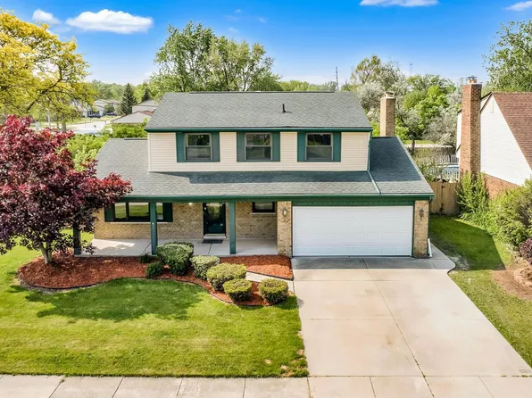 25915 Badger St, Brownstown, MI 48134