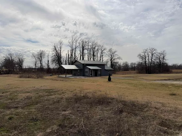 1000A W Morton St, Oakland City, IN 47660