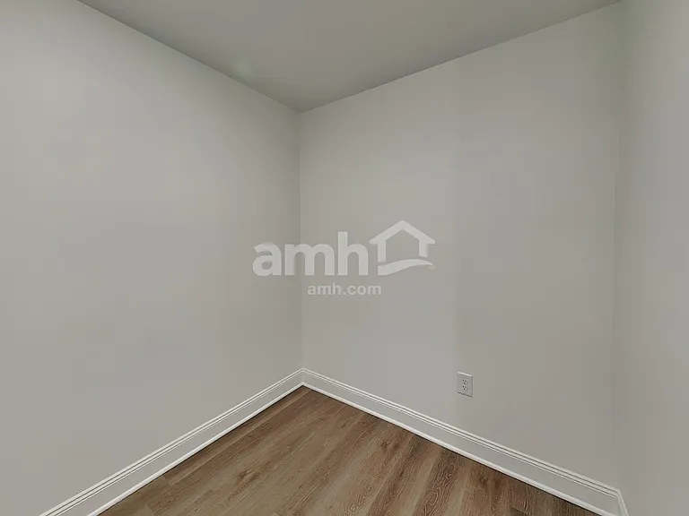 965 Carnelian Ln — Photo 7