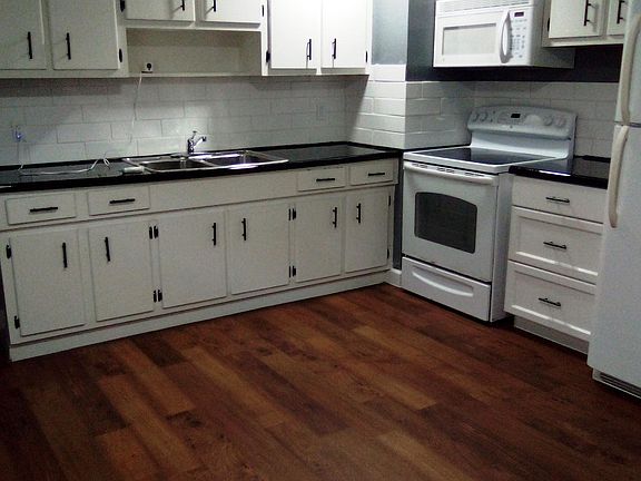 3rd image of 2116 Pineapple Ave #B