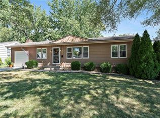 8541 Riggs St, Overland Park, KS 66212