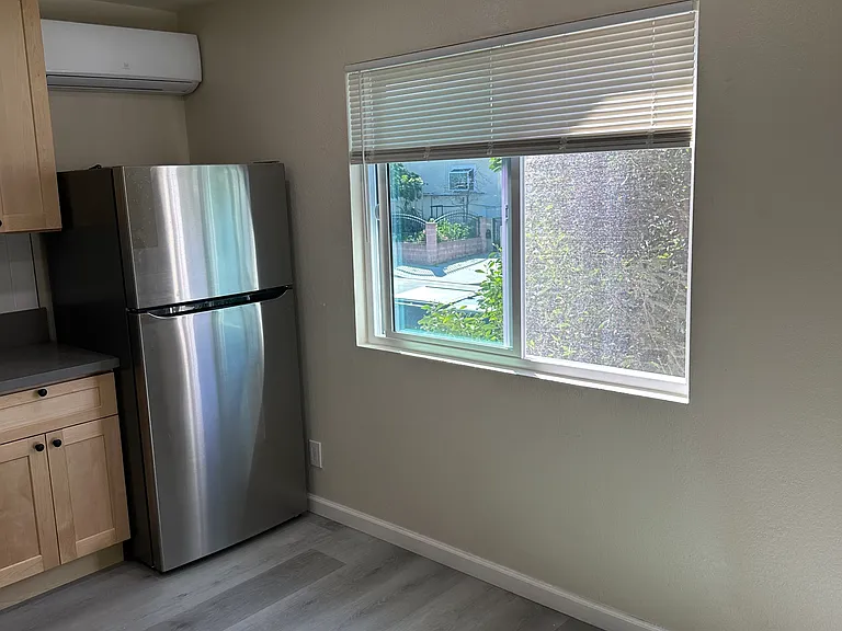 2726 Strathmore Ave #A-L — Photo 3