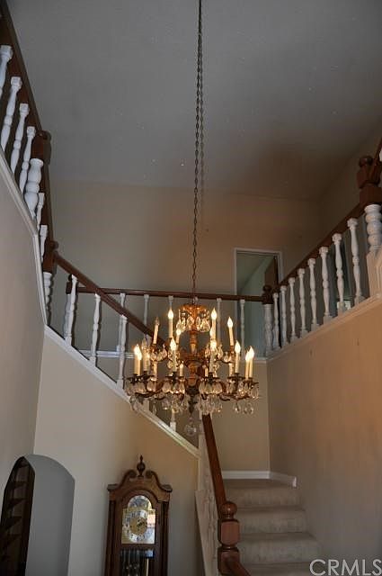 2nd image of 2051 Gillilan St
