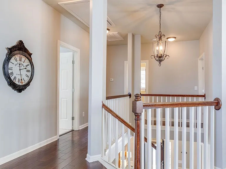 608 Patriot Ln — Photo 30