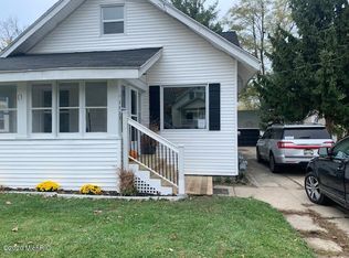 2925 Botsford Pl NE, Grand Rapids, MI