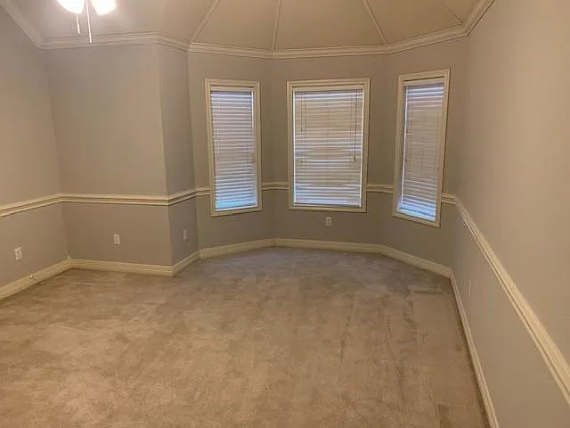1707 Valley Brook Ln — Photo 5