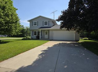 210 Woodside St, Rosendale, WI 54974