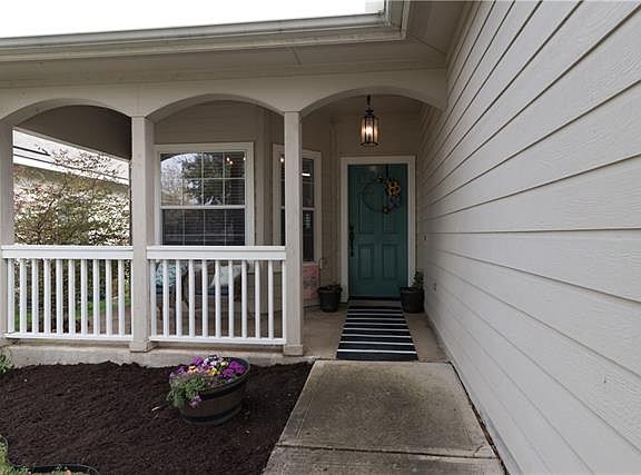 3rd image of 9409 Brandts Wood St