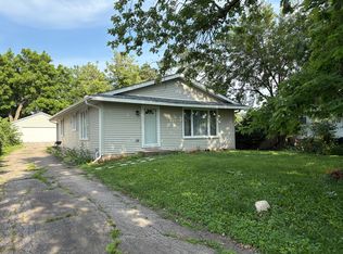 4231 Belleaire Ln, Downers Grove, IL 60515