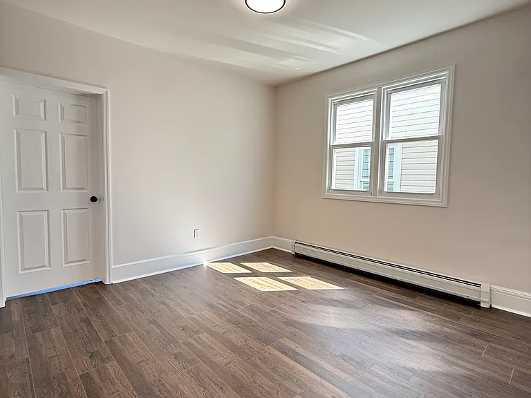 335 Lembeck Ave #2 — Photo 3