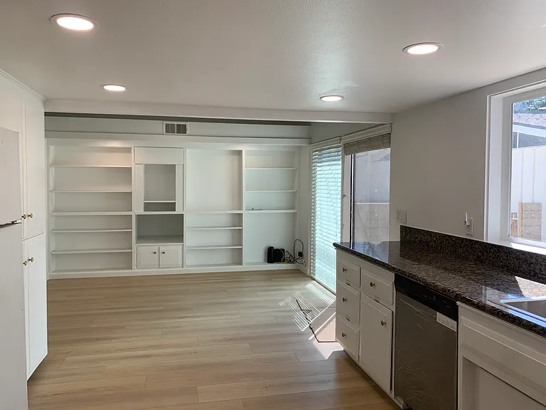 326 Las Riendas Dr — Photo 22