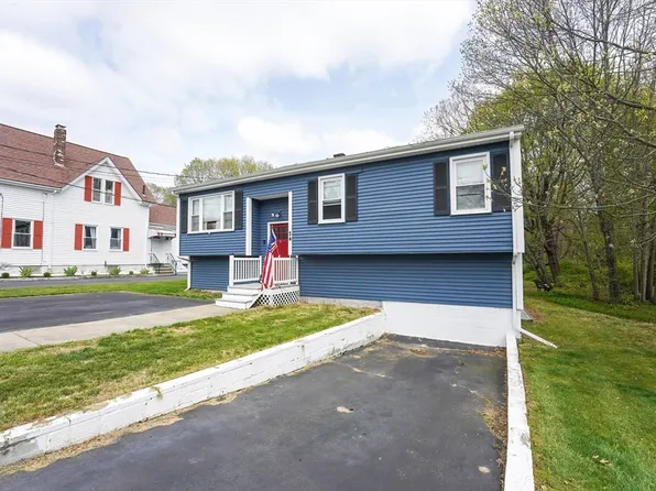24 Anawan St, Taunton, MA 02780