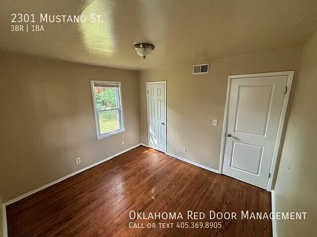 2301 Mustang St — Photo 8