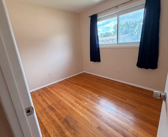 29594 Maplewood St — Photo 16