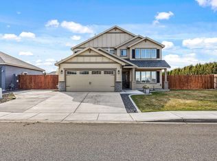 4006 Phoenix Ln, Pasco, WA 99301