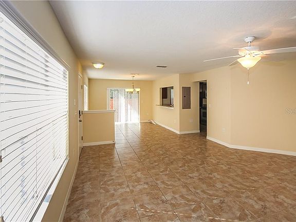 4th image of 238 Carina Cir