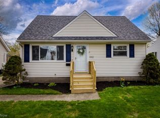 662 Roanoke Ave, Cuyahoga Falls, OH 44221