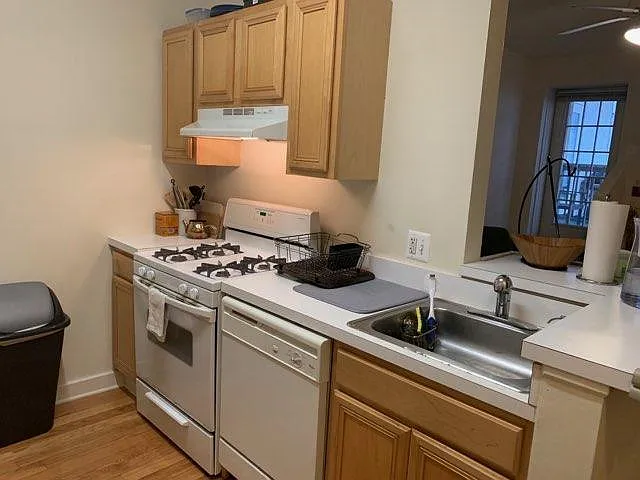 237 N 2nd St #1F — Photo 3