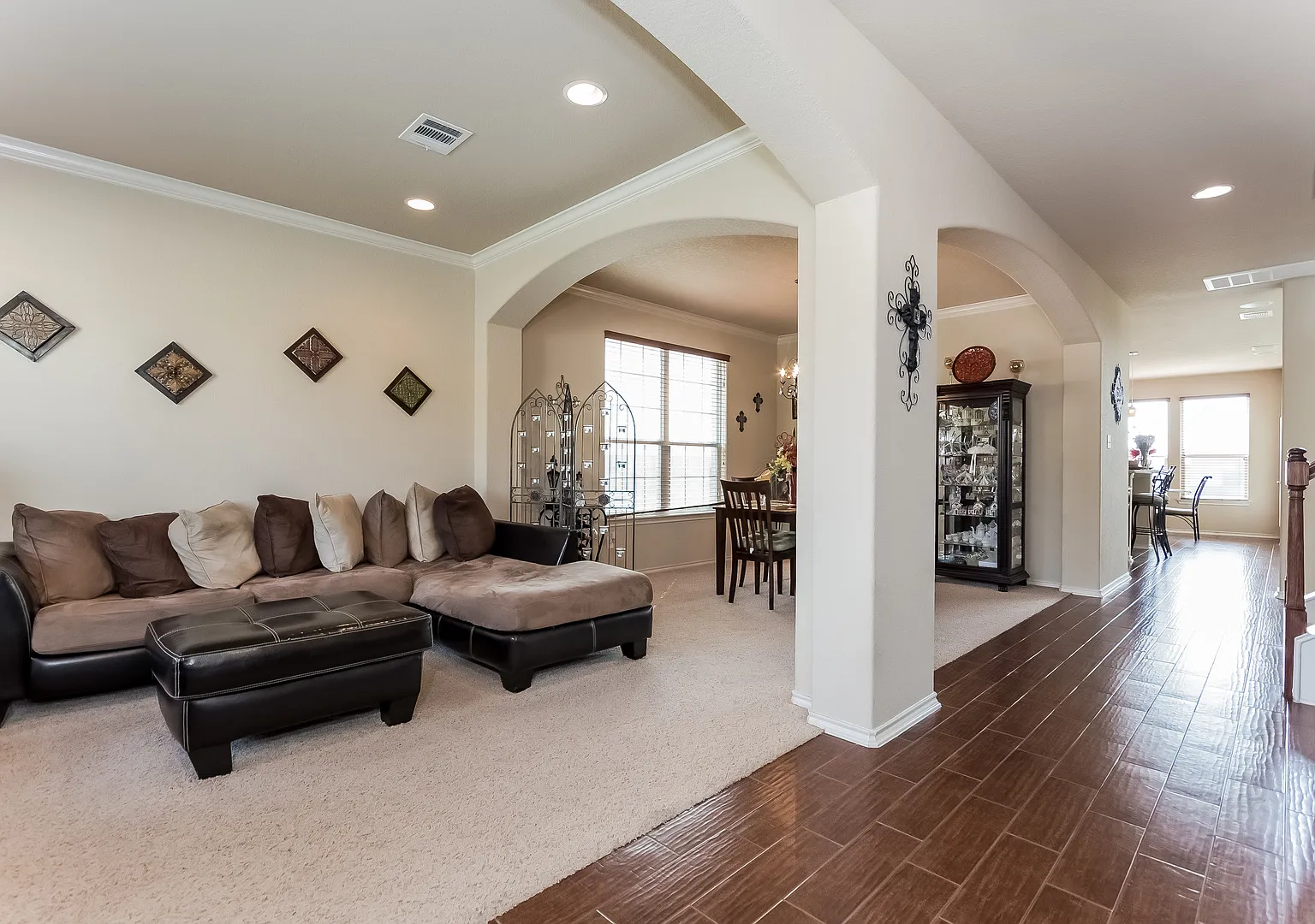 5BR/4 Bath Home in Bulverde Village — Photo 4