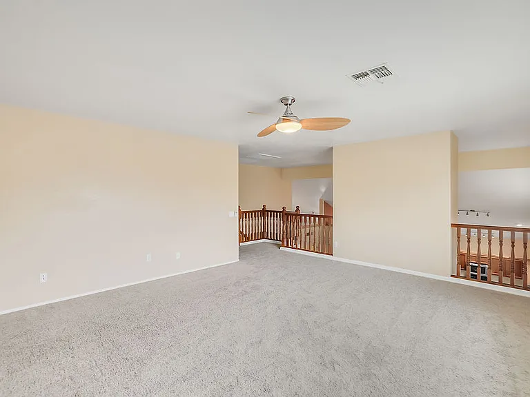 1380 N Concord Ave — Photo 20