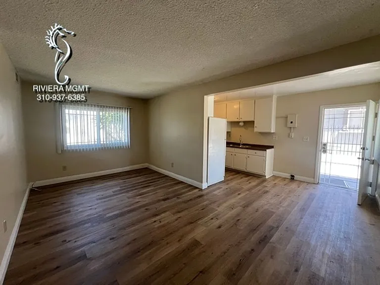 514 S Grevillea Ave — Photo 11