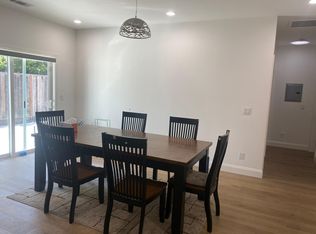 1094 Nilda Ave, Mountain View, CA 94040