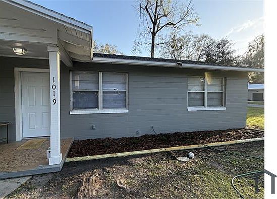 1st image of 1019 NW 42nd Ave