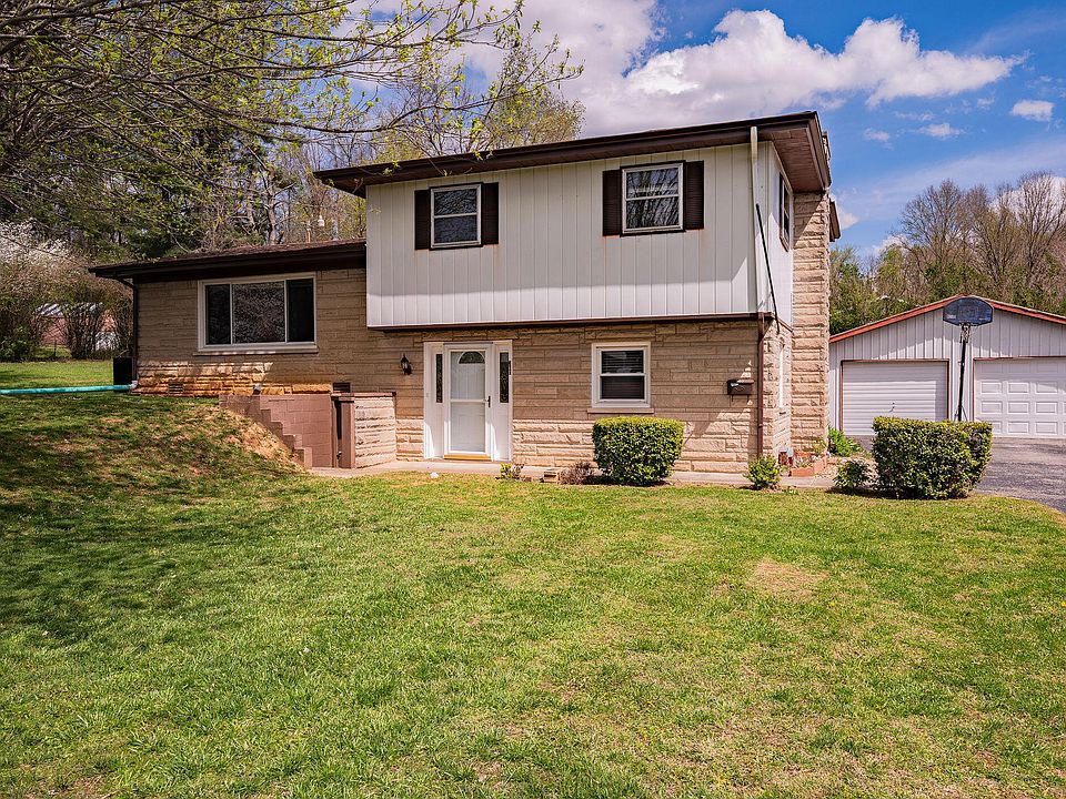 1st image of 360 Hickory Hill Dr