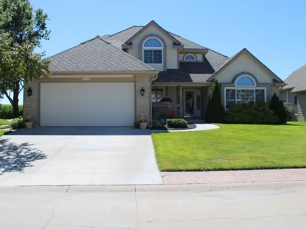 4901 Madden Ct, Hastings, NE 68901
