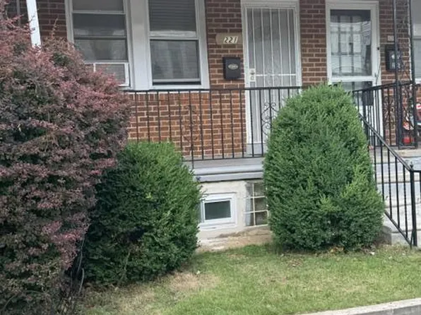 221 Linton St, Philadelphia, PA 19120