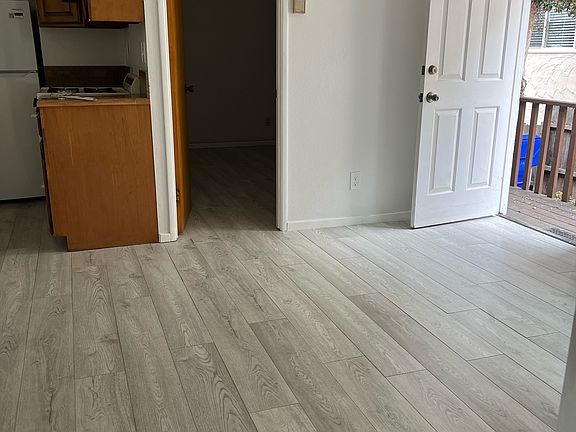 5th image of 5085 Narragansett Ave #5085
