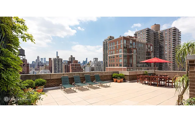 Sold by Douglas Elliman | media 23
