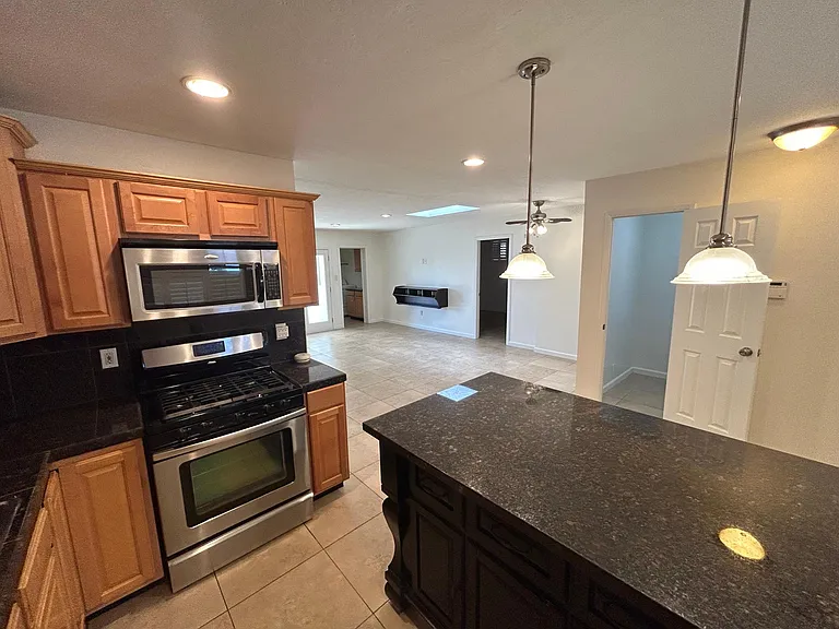 7307 E Lewis Ave — Photo 6
