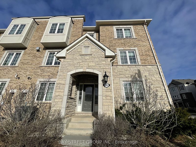 Oakville Townhouse for rent - 4 Bedrooms in Oakville